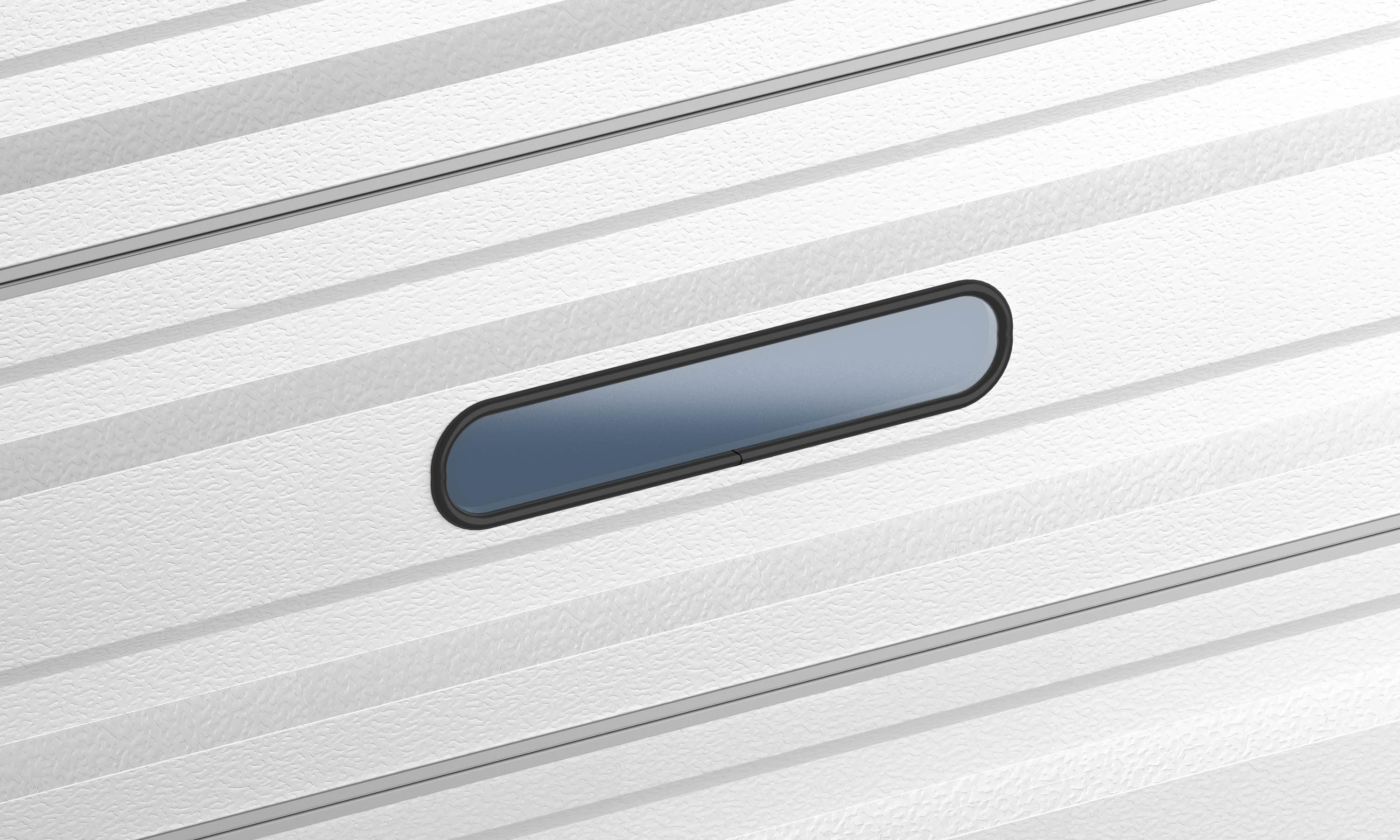 特殊设计的窗户（尺寸为627 x 327或607 x 202毫米）确保与门板紧密贴合，从而保护门板免受霜冻和热量损失。窗户采用黑色边框制造。